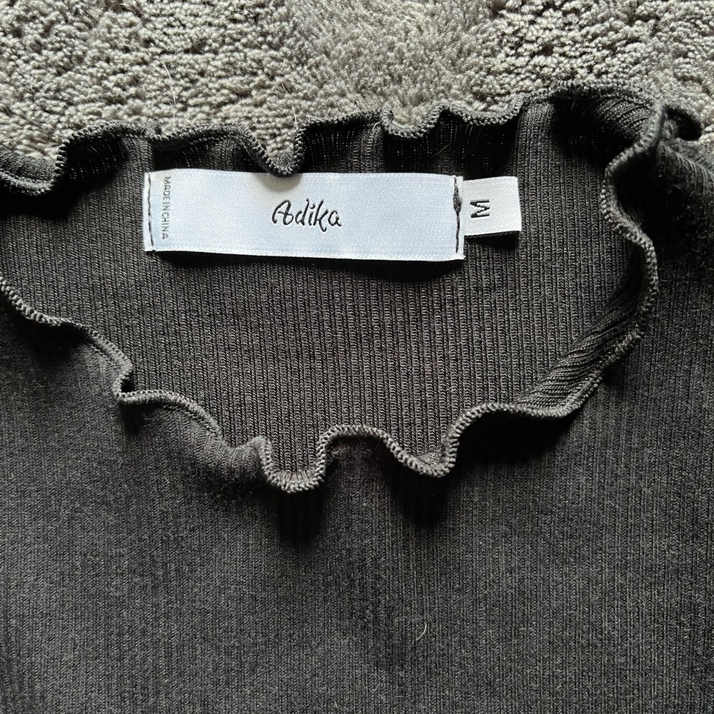 Womens adika top